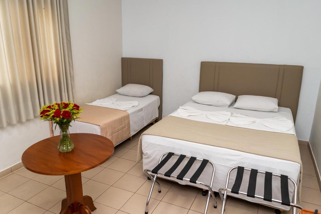 Bandeirantes Hotel Cuiabá Extérieur photo